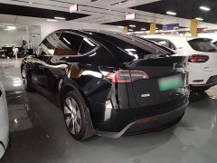 Tesla Model Y 2022 Facelift Rear-Wheel Drive - ფოტო 4