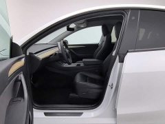 Tesla Model Y 2022 Facelift Long Range All-Wheel Drive - ფოტო 10