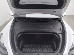 Tesla Model Y 2022 Facelift Long Range All-Wheel Drive - ფოტო 6