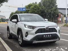 Toyota RAV4 2.0L CVT FWD Fashion Plus - ფოტო 3