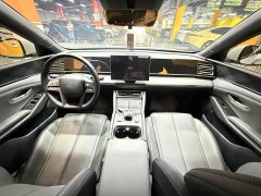 BYD Qin L DM-i Smart Drive Edition 80KM Leading - ფოტო 18