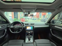 Skoda Superb TSI280 DSG Prestige - ფოტო 10