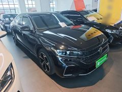 Volkswagen Passat Facelift 330TSI Starry Sky Elite - ფოტო 3