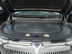 Voyah Lantu Dreamchaser PHEV AWD Luxury Kunpeng Edition - ფოტო 19