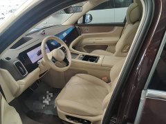 AITO Wenjie M9 Extended Range Ultra 52kWh 6-Seater with 192-Line LiDAR - ფოტო 14