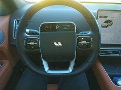 Li Auto L6 Max - ფოტო 10