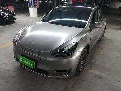 Tesla Model Y Rear-Wheel Drive - ფოტო 1