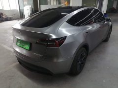 Tesla Model Y Rear-Wheel Drive - ფოტო 6