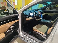 Geely Galaxy L6 125km PLUS Longteng Edition - ფოტო 15