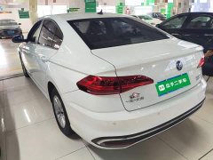 Volkswagen Bora 200TSI DSG Comfort Edition - ფოტო 4