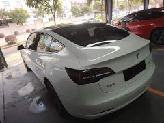 Tesla Model 3 Rear-Wheel Drive - ფოტო 4