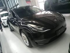 Tesla Model Y Standard Range RWD - ფოტო 3
