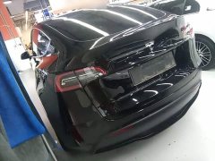 Tesla Model Y Standard Range RWD - ფოტო 4