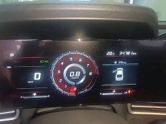 Hyundai Elantra 1.5L CVT Luxury - ფოტო 11