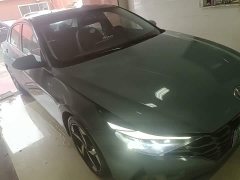 Hyundai Elantra 1.5L CVT Luxury - ფოტო 3