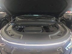 Li Auto L8 Pro - ფოტო 19
