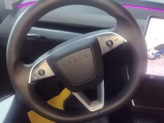Tesla Model Y Rear-Wheel Drive - ფოტო 10