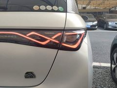 BYD Dolphin 420km Fashion Edition - ფოტო 7