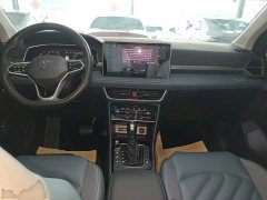 Volkswagen Touareg 300TSI FWD Full Moon Edition - ფოტო 9
