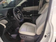 Toyota Sienna 2024 2.5L Hybrid Comfort Edition - ფოტო 14