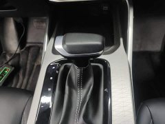 Geely Emgrand 4th Generation 1.5L CVT Luxury - ფოტო 13