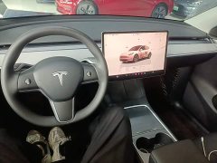 Tesla Model Y Rear-Wheel Drive - ფოტო 9