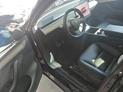 Tesla Model Y 2022 Facelift Rear-Wheel Drive - ფოტო 15