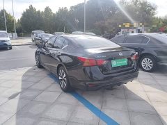 Nissan Teana 2.0L XL Comfort - ფოტო 4