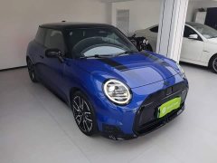 BMW 2024 Electric MINI COOPER 452km COOPER SE Racer - ფოტო 3