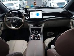 BYD Qin PLUS 2024 Glory Edition DM-i 55KM Leading - ფოტო 9
