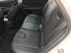 Hyundai Elantra 1.5L CVT Luxury - ფოტო 16