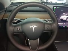 Tesla Model Y Rear-Wheel Drive - ფოტო 10