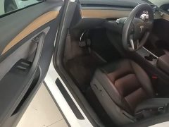 Tesla Model Y Rear-Wheel Drive - ფოტო 15