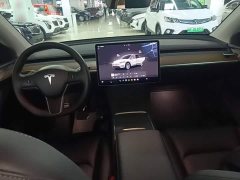 Tesla Model Y Rear-Wheel Drive - ფოტო 9