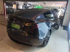 Tesla Model Y Long Range All-Wheel Drive - ფოტო 6