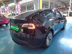 Tesla Model Y Rear-Wheel Drive - ფოტო 6