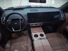 Li Auto L6 2025 Pro Smart Refresh Edition - ფოტო 9