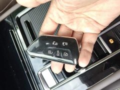 Volkswagen Viloran 380TSI Prestige - ფოტო 11