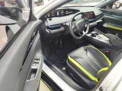 Changan UNI-V 2.0T Leading Speed Edition - ფოტო 15