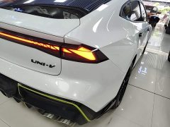 Changan UNI-V 2.0T Leading Speed Edition - ფოტო 7