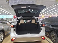 Toyota Highlander Hybrid 2.5L AWD Premium 7-Seater - ფოტო 18