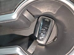 Toyota Highlander Hybrid 2.5L AWD Premium 7-Seater - ფოტო 8