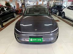 Tesla Model Y Rear-Wheel Drive - ფოტო 2