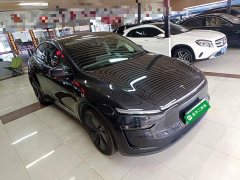 Tesla Model Y Rear-Wheel Drive - ფოტო 3
