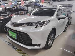 Toyota Sienna 2.5L Hybrid Comfort Edition - ფოტო 1