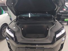 NIO ES8 Six-Seat Executive Luxury Edition - ფოტო 19