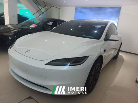 2025 Tesla Model 3 Rear-Wheel Drive