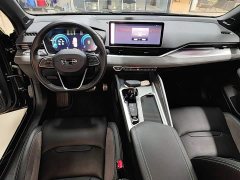 Geely Xingrui 2.0T Diesel Exclusive Cyan Green Edition - ფოტო 9