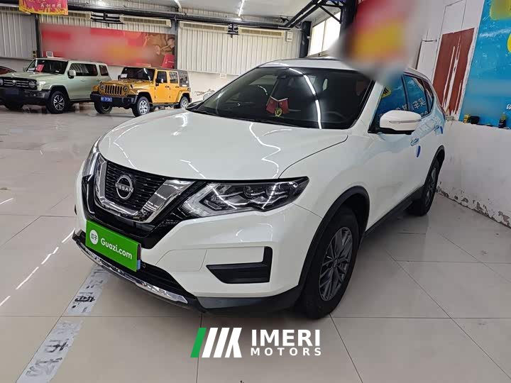 Nissan Qashqai Honor 2.0L FWD Premium - ავტომობილი ჩინეთიდან