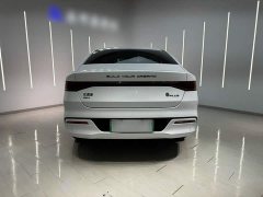 BYD Qin PLUS Glory Edition DM-i 55KM Leading - ფოტო 11